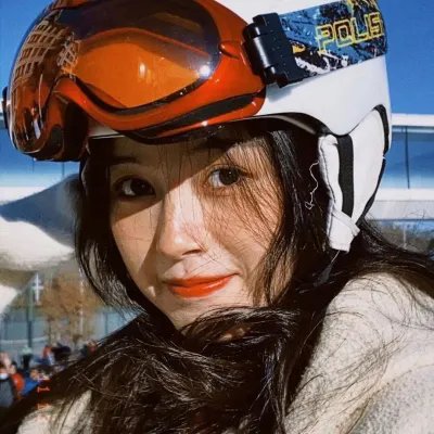 恶魔的耳语海报